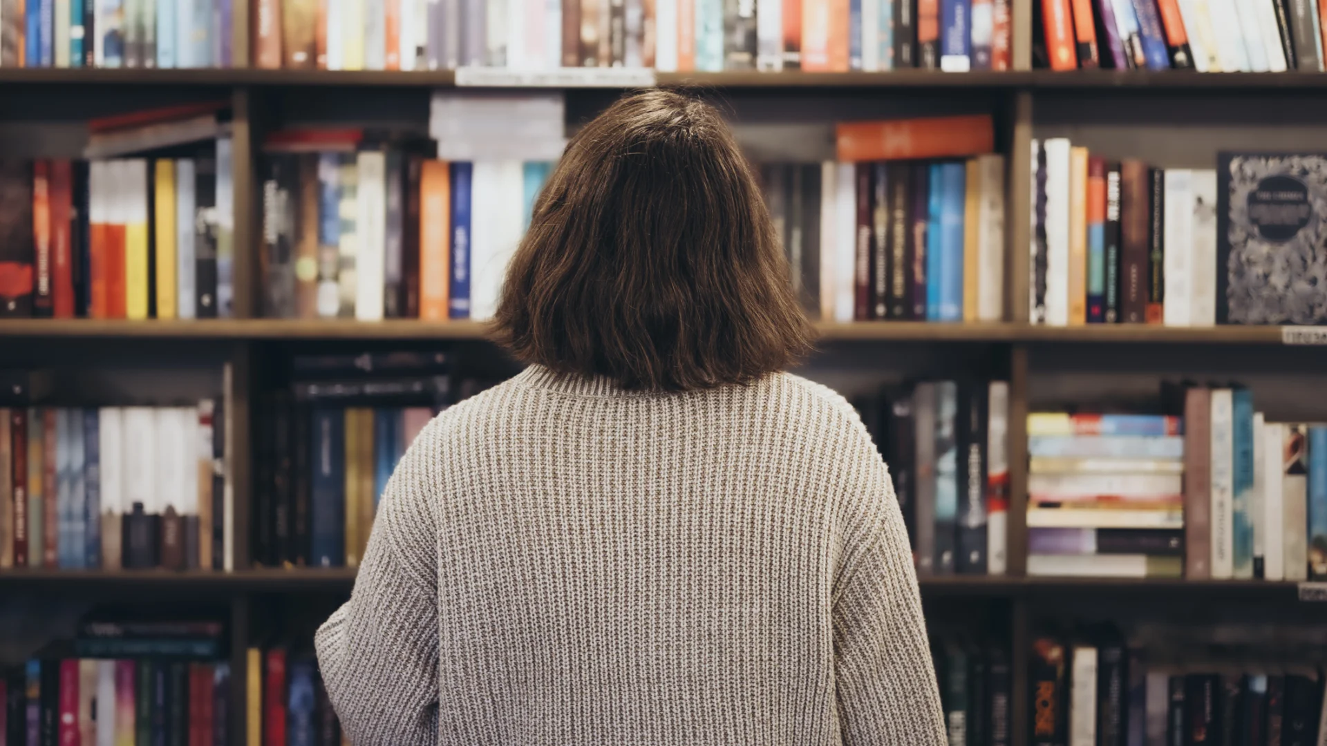 Books We Recommend: Must Read Crime Fiction