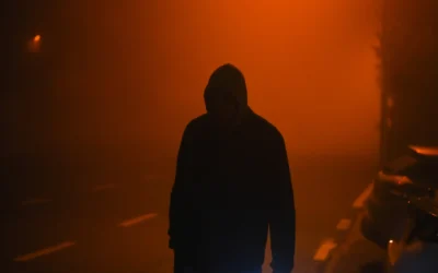 How Thrillers Keep Readers Hooked