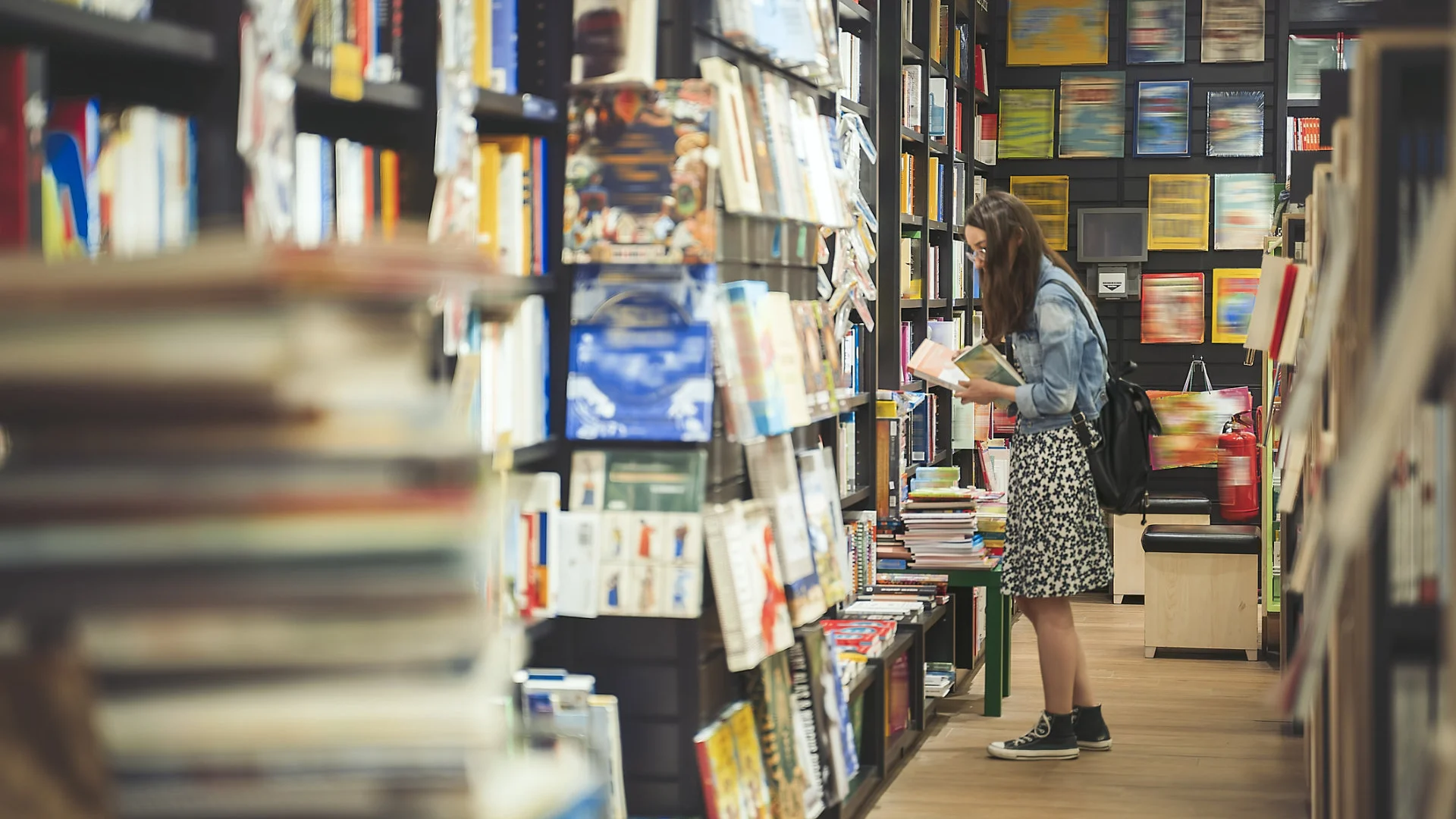 What Readers Should Expect From Authors