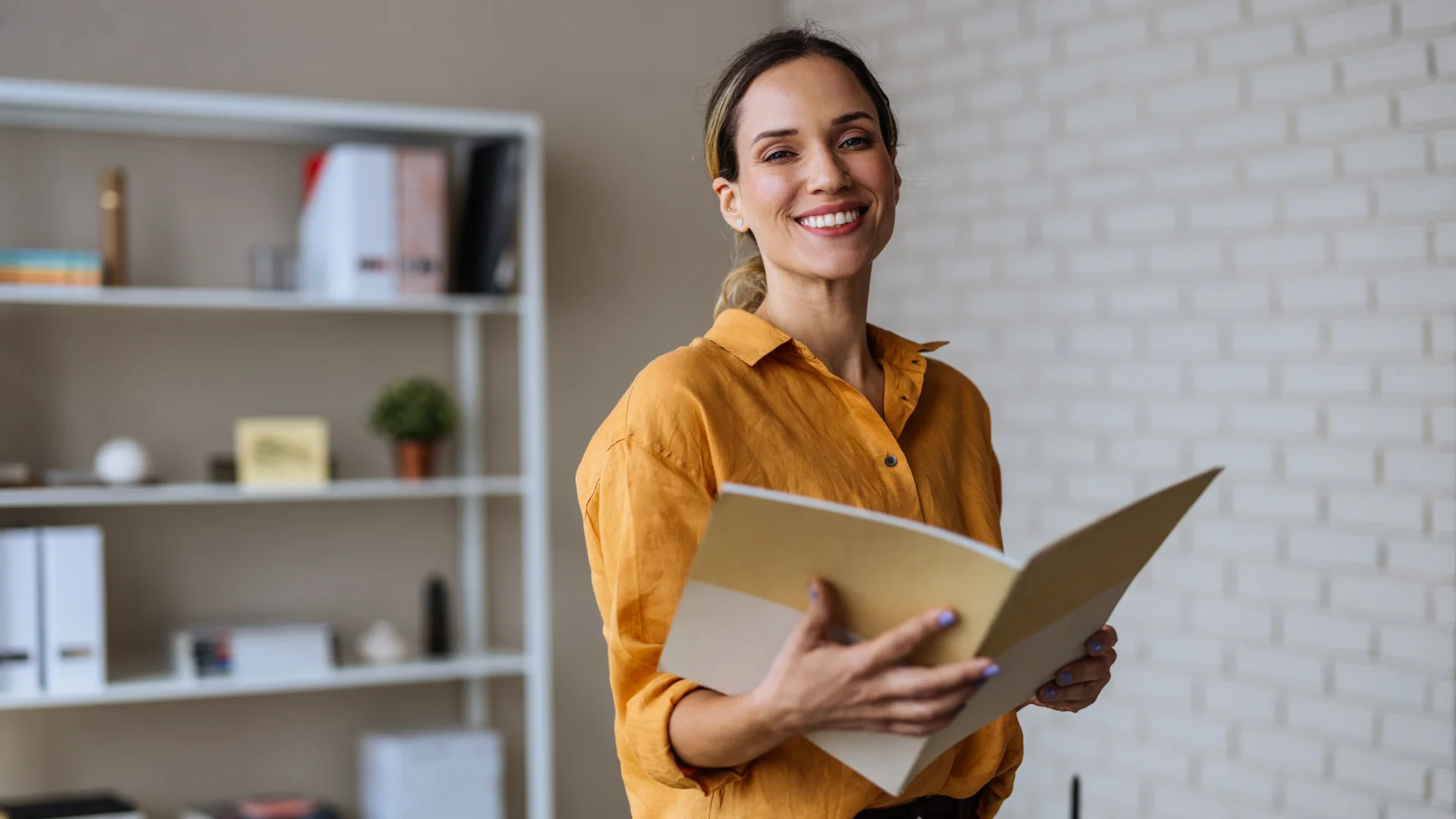 The Right Way to Get an Agent